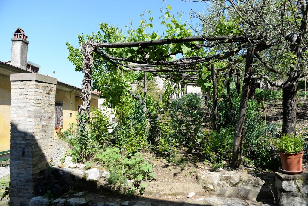 Locanda Giolica Πράτο Εξωτερικό φωτογραφία