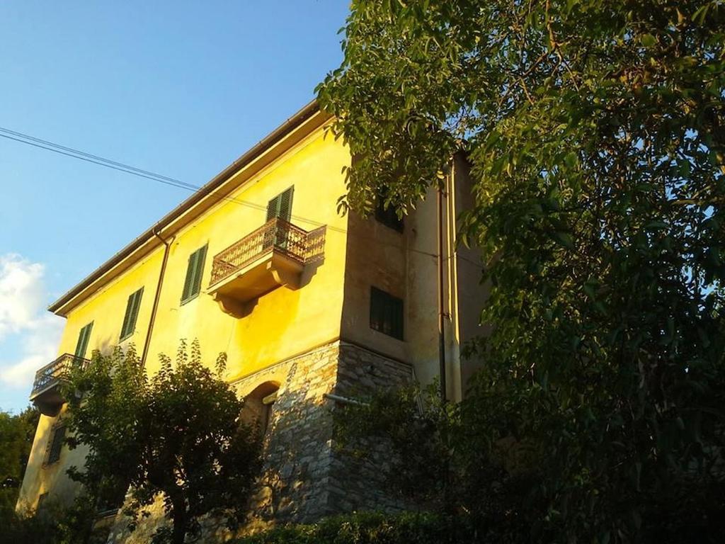 Locanda Giolica Πράτο Εξωτερικό φωτογραφία